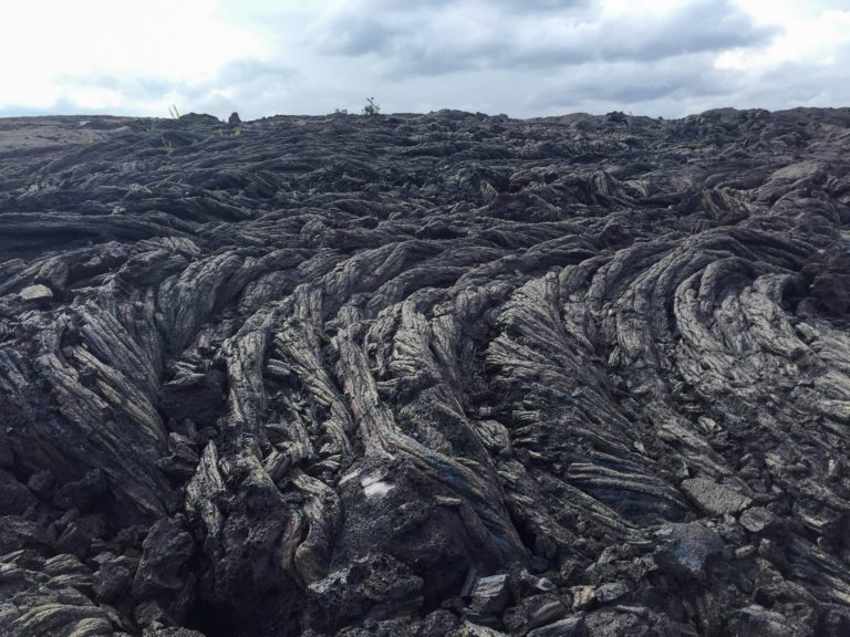 Everything you need to know about visiting Hawai’i Volcanoes National Park