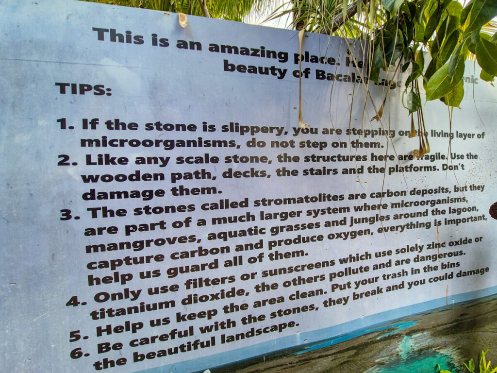A sign dictating the rules for visitors to Los Rápidos. These rules ensure that the area remains pristine and protected.
