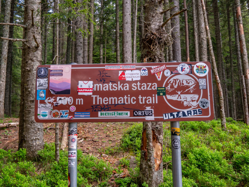 A sign for a Thematic trail at the Black Lake in Durmitor National Park.