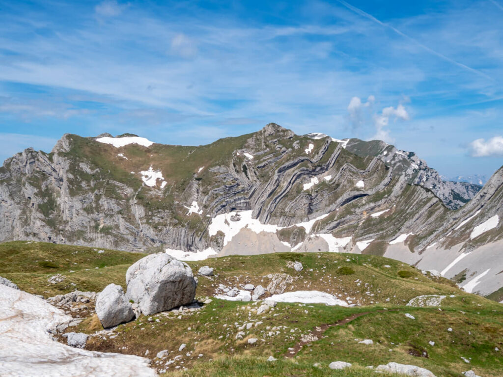 The wavy layers of rock on Sareni Pasovi in Durmitor National Park.